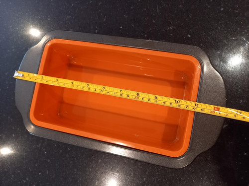 Silicone loaf tin - in, orange